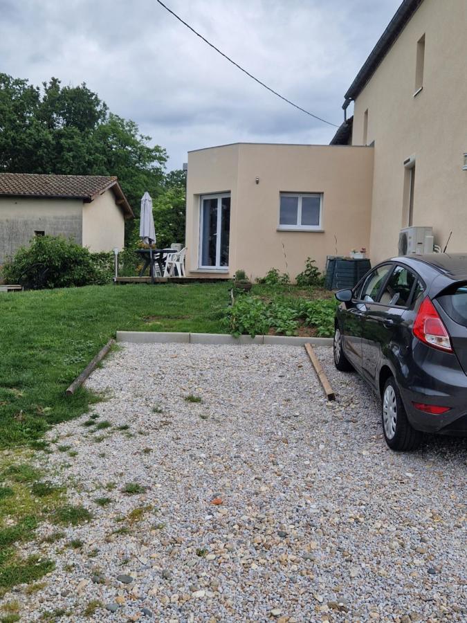 Gite Le Saint Benoit Lamillarié Eksteriør billede